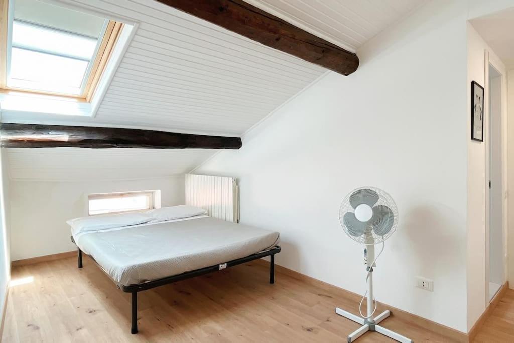 Апартаменти Nest On The Roofs - Affitti Brevi Italia Лекко Екстер'єр фото